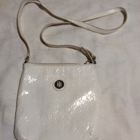 Tommy Hilfiger white crossbody - Picture 2 of 7